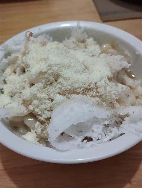 Hinahabol ko ang alas.